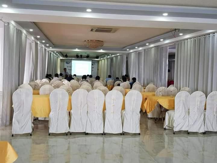 Khach San Long Ty Hotel Ca Mau Exterior photo